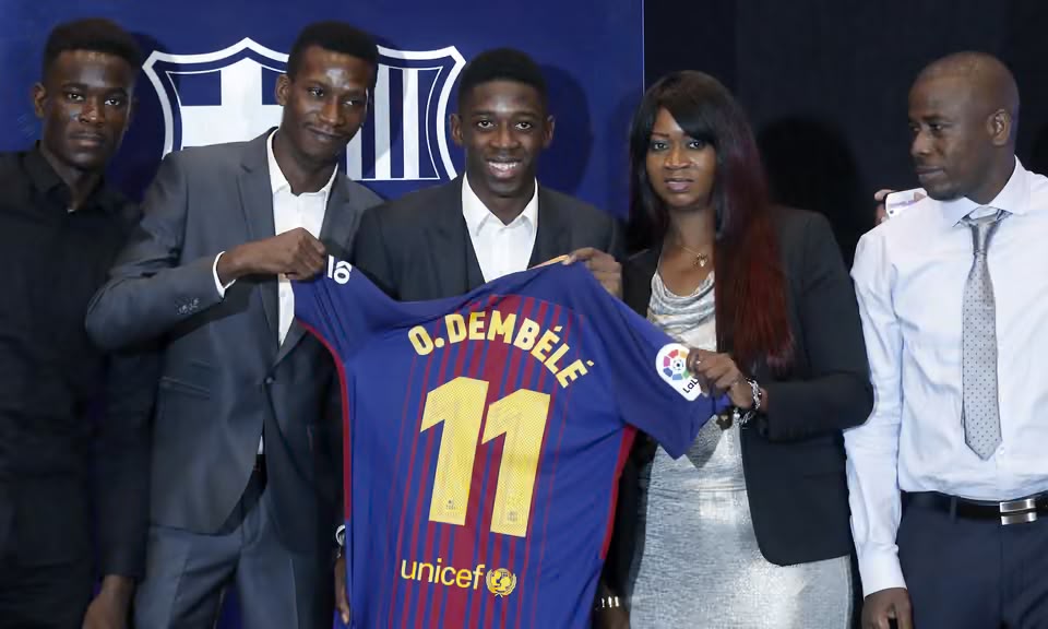 AFFAIRE OUSMANE DEMBÉLÉ  LES DÉCLARATIONS D’UN HOMME SE PRÉSENTANT COMME SON PÈRE DÉMENTIES PAR LA FAMILLE !