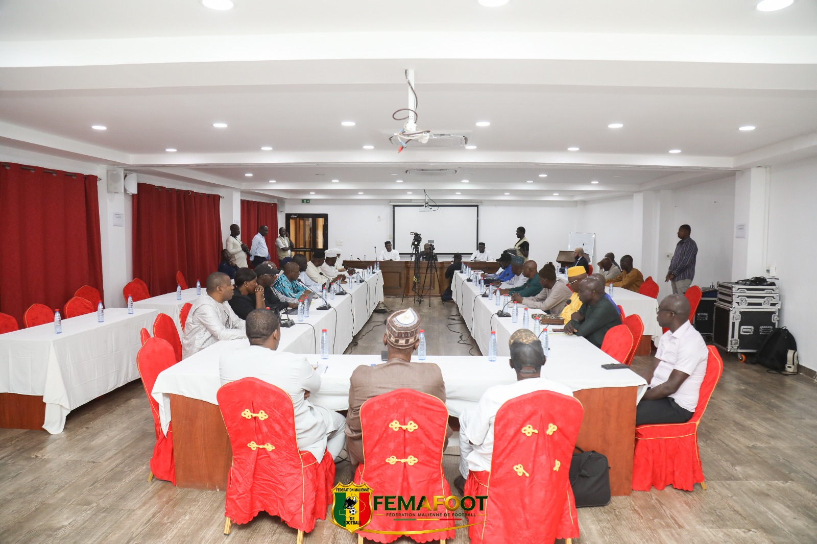 FEMAFOOT : LES TEXTES EN RELECTURE