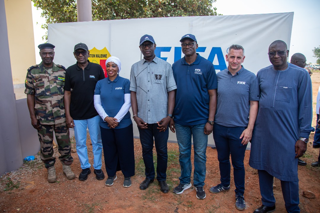 CENTRE TECHNIQUE DU MALI : la FIFA assiste à la remise technique